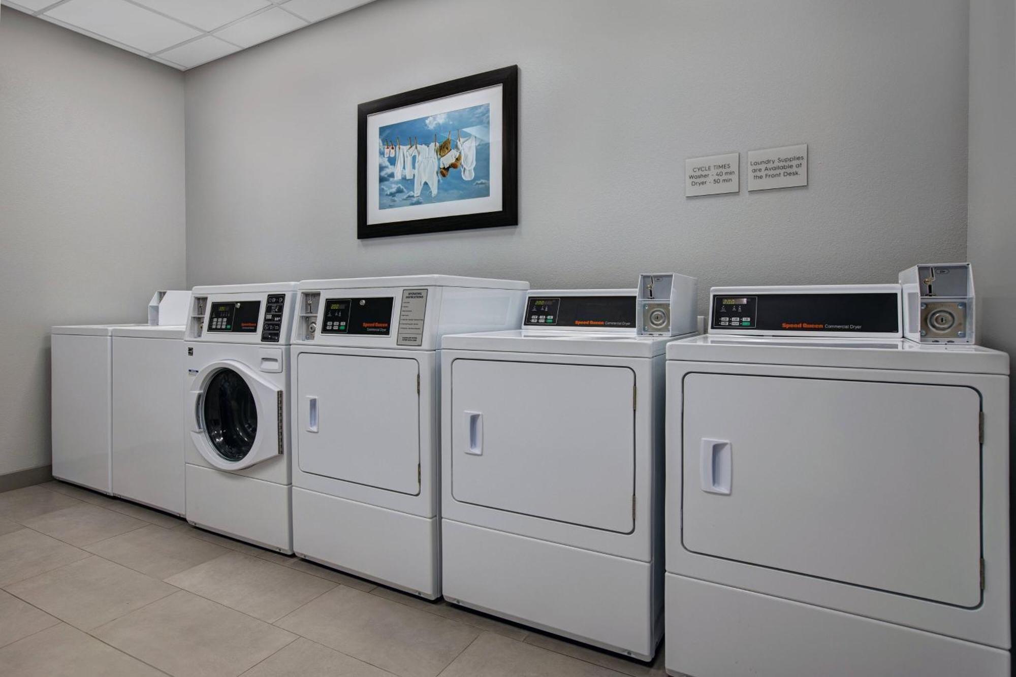 Towneplace Suites By Marriott Phoenix Glendale Sports & Entertainment District المظهر الخارجي الصورة