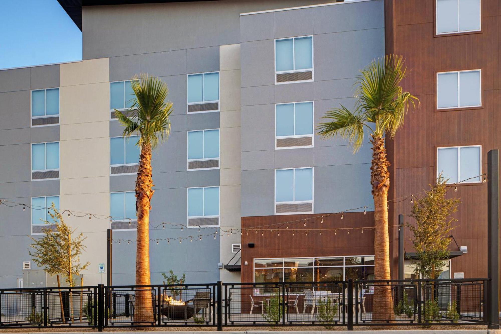 Towneplace Suites By Marriott Phoenix Glendale Sports & Entertainment District المظهر الخارجي الصورة