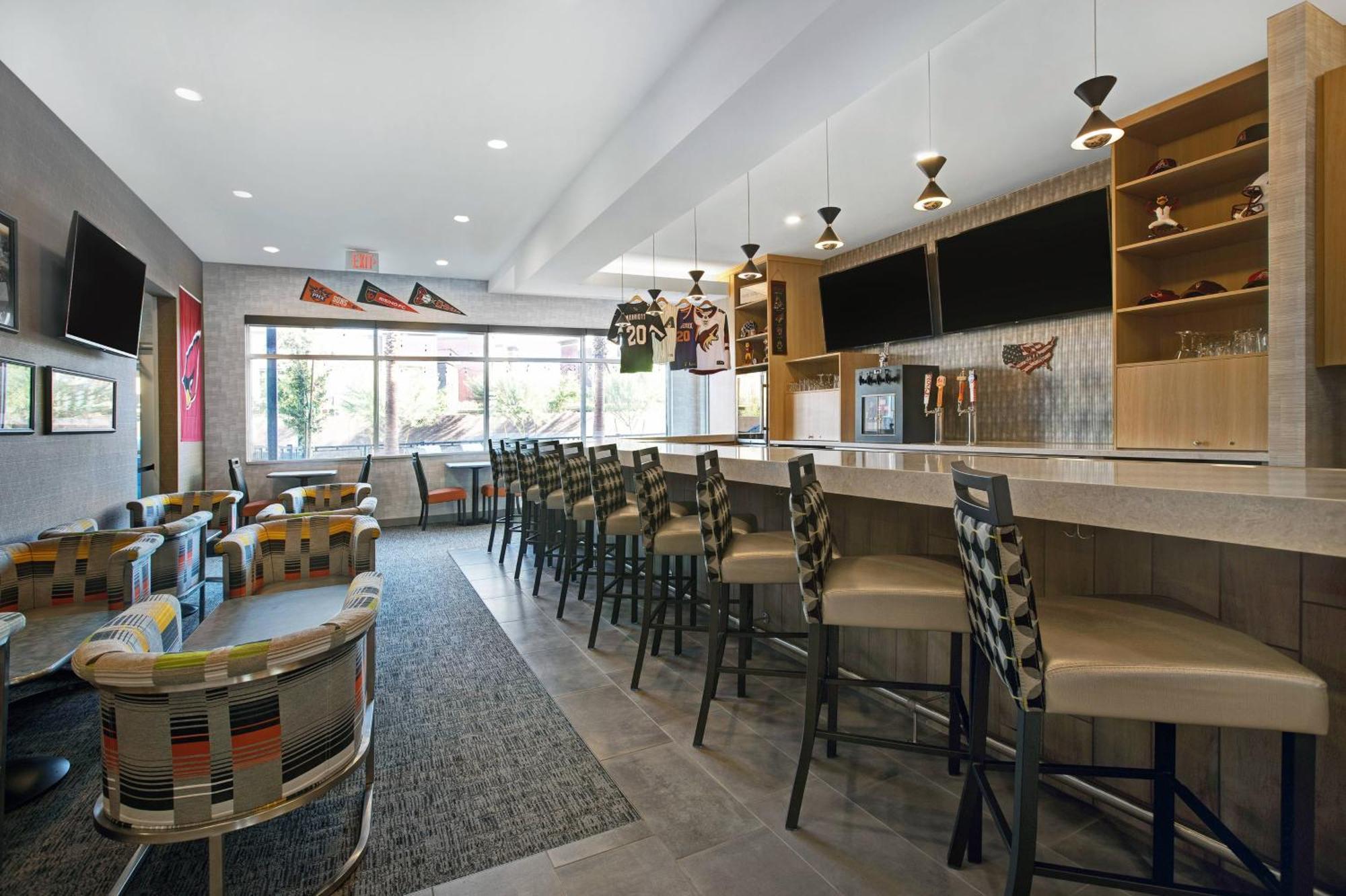 Towneplace Suites By Marriott Phoenix Glendale Sports & Entertainment District المظهر الخارجي الصورة