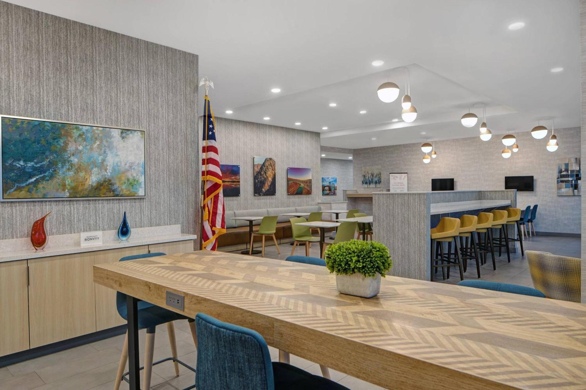 Towneplace Suites By Marriott Phoenix Glendale Sports & Entertainment District المظهر الخارجي الصورة